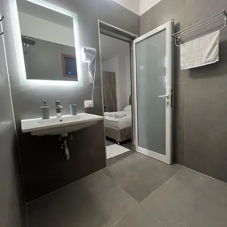 Rreze Dielli Panzió