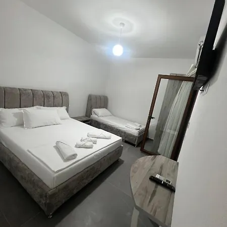Rreze Dielli 3* Vlorë