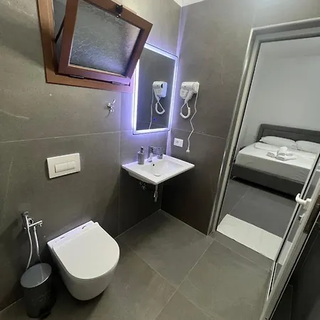 Rreze Dielli 3* Vlorë